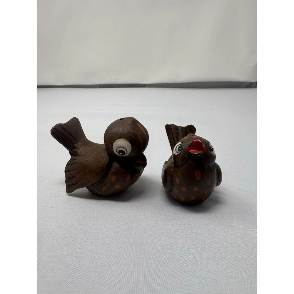 Vintage Mama Brown Bird With Baby Salt & Pepper Shakers Retro Red White MCM